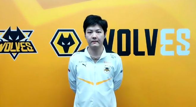 GALA 状态！Giggs 投中三分球， Meiko 带领团队冲向 Invictus Gaming 首先获得比赛点